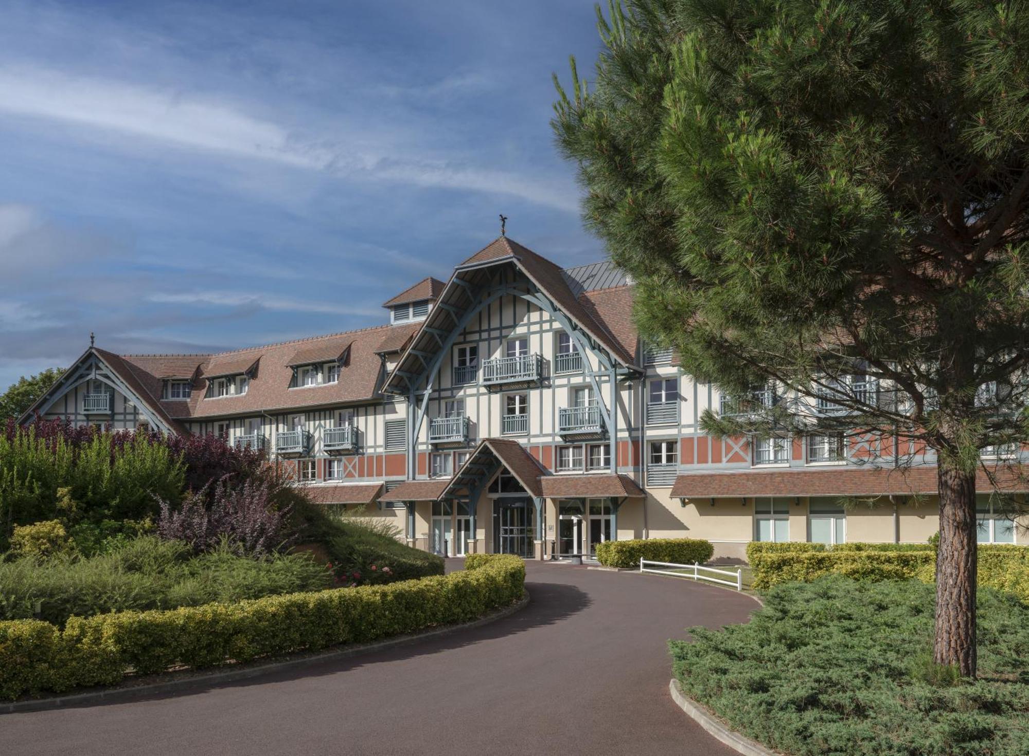 Renaissance Paris Hippodrome De St. Cloud Hotel Рюэй-Мальмезон Экстерьер фото