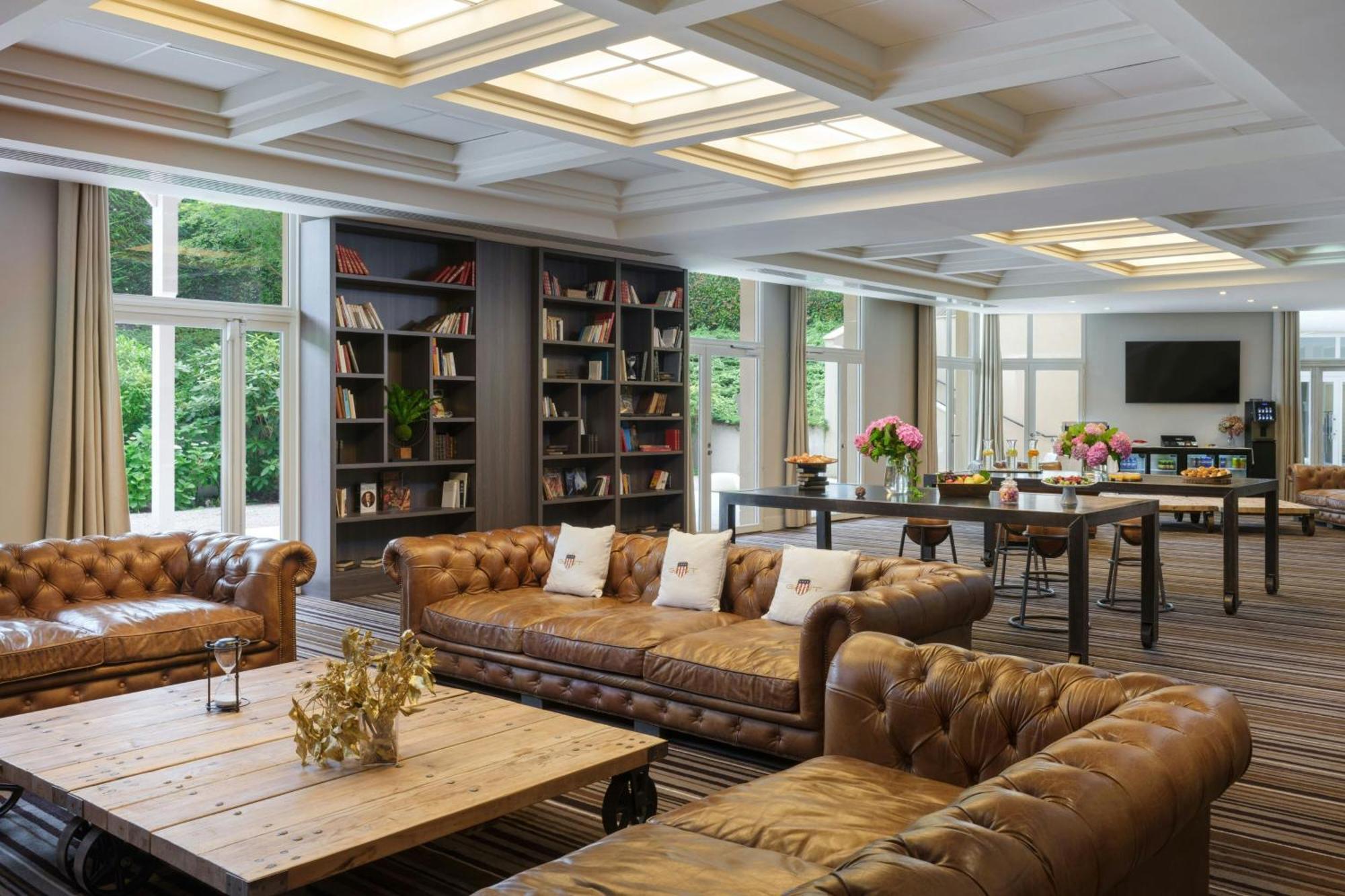 Renaissance Paris Hippodrome De St. Cloud Hotel Рюэй-Мальмезон Экстерьер фото